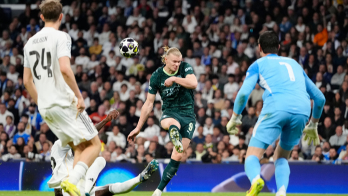 Агентът на Холанд не е имал разговори с Барселона