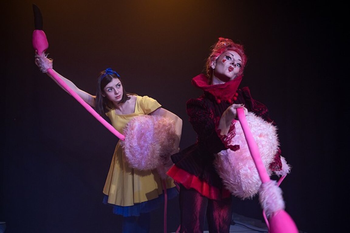 Танцовият спектакъл "Алиса в страната на чудесата" с премиера в Музикалния театър