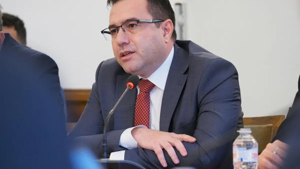 Enerji ve Su Düzenleme Komisyonu Başkanlığına Plamen Mladenovski seçildi