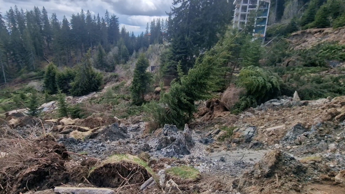 Smolyan–Pamporovo arasında heyelan sonrası alternatif yol hazırlıkları başladı