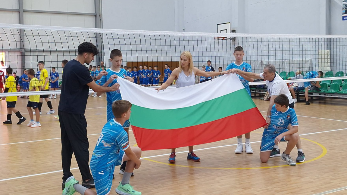 "Черно море" стартира с две загуби на финалите 