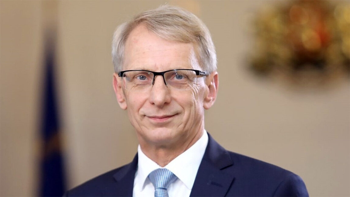 Premierul Nikolai Denkov răspunde la întrebările cetățenilor pe Facebook