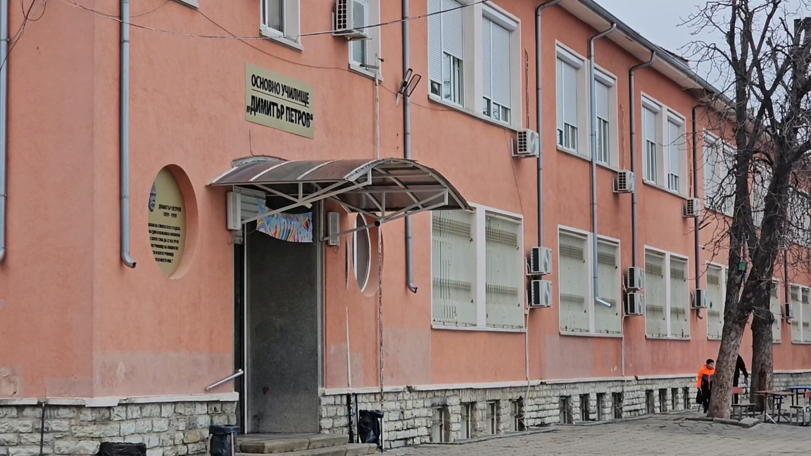 Родители спряха децата си от училище заради тормоз