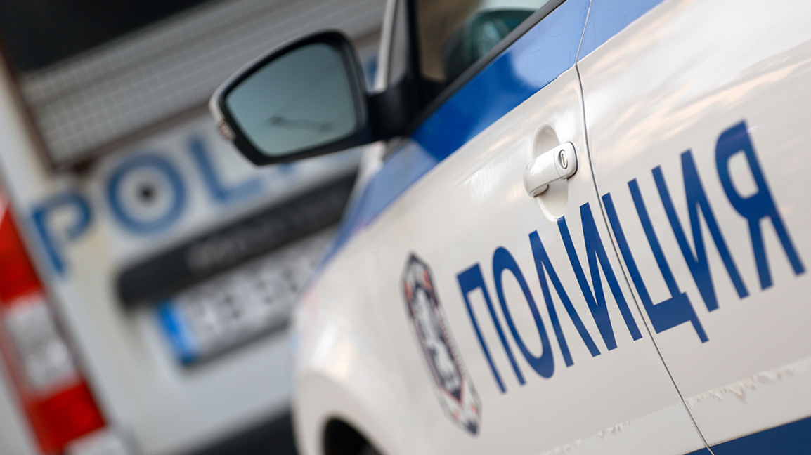 полиция полицейски автомобил тел. 112