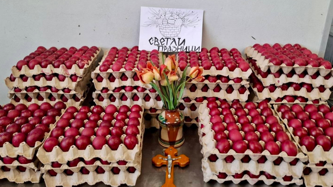 Повече от 800 души във В.Търново получиха козунаци за Великден