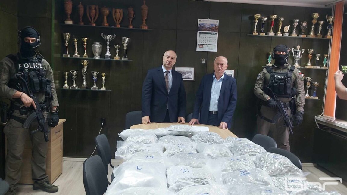 Mарихуана за близо 3 милиона лева разкриха антимафиоти