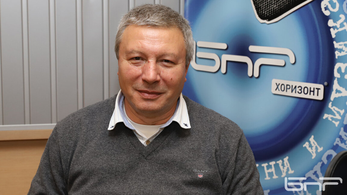Митко Новков