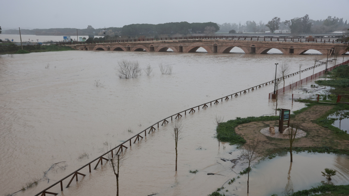 Продължава лошото време в Испания и Португалия