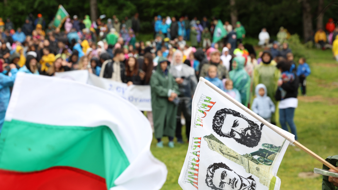 More than 1,800 people walk the path of Botev from Kozloduy to Okolchitsa