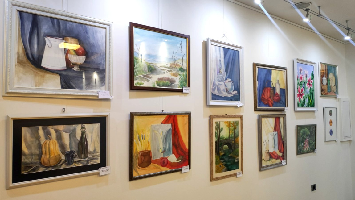 Годишна изложба на учениците от НУИ "Добри Христов" - Варна