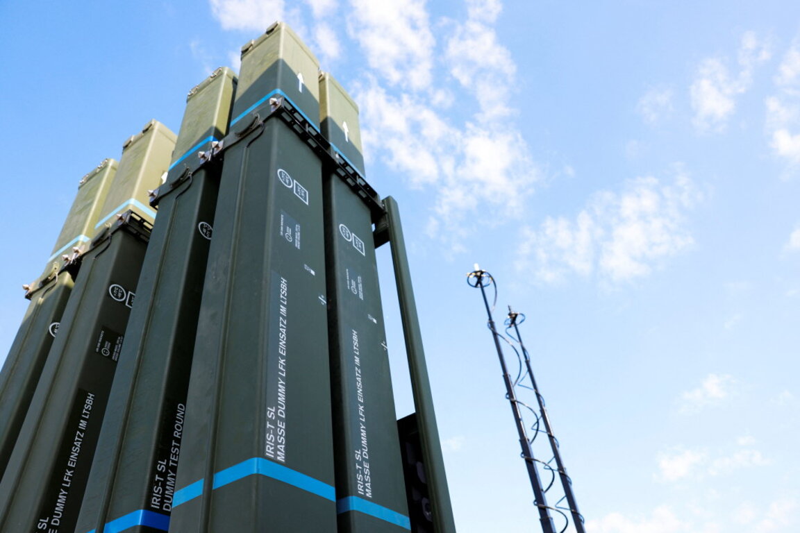 Система за противовъздушна отбрана IRIS-T.