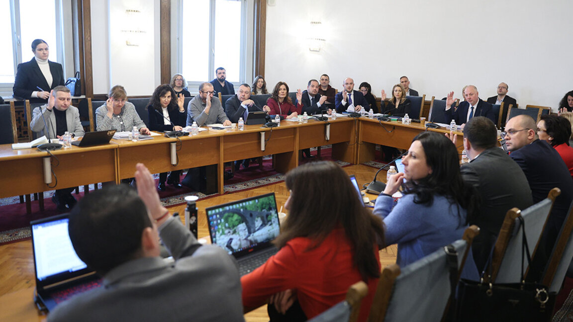 La commission juridique adopte des amendements pour arrêter la nomination de Sarafov au poste de procureur général