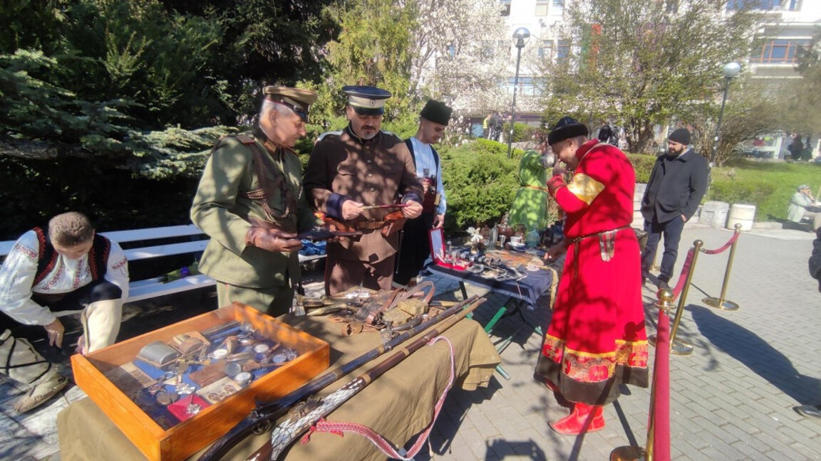 Veliko Tarnovo celebra su fiesta con solemnidad