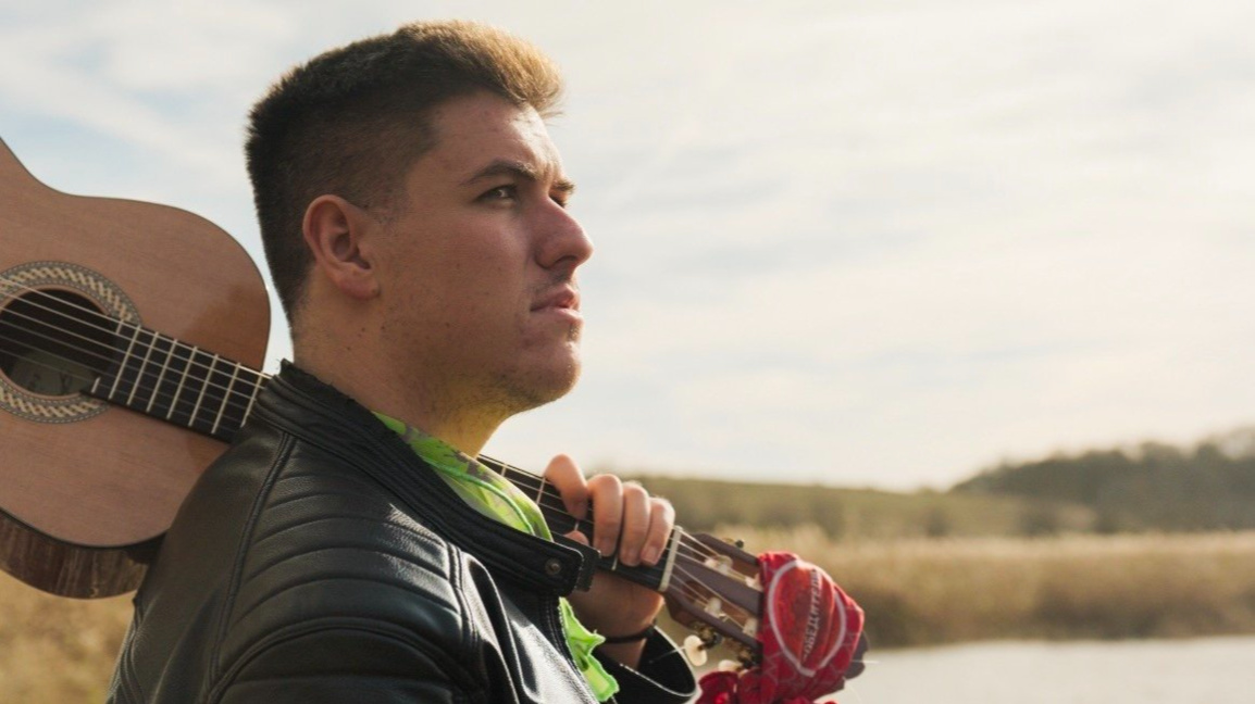 Недялко Дочев – Дечо с първи дебютен сингъл „Блатото“ 