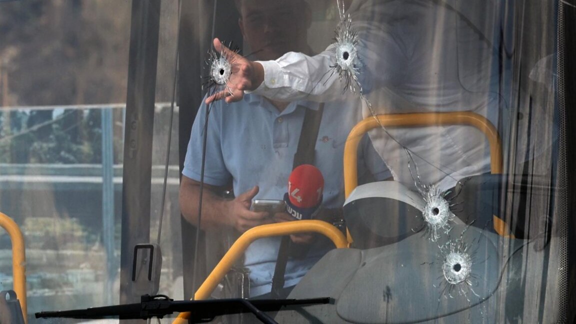 Израел определи като "терористична атака" нападението в Йерусалим