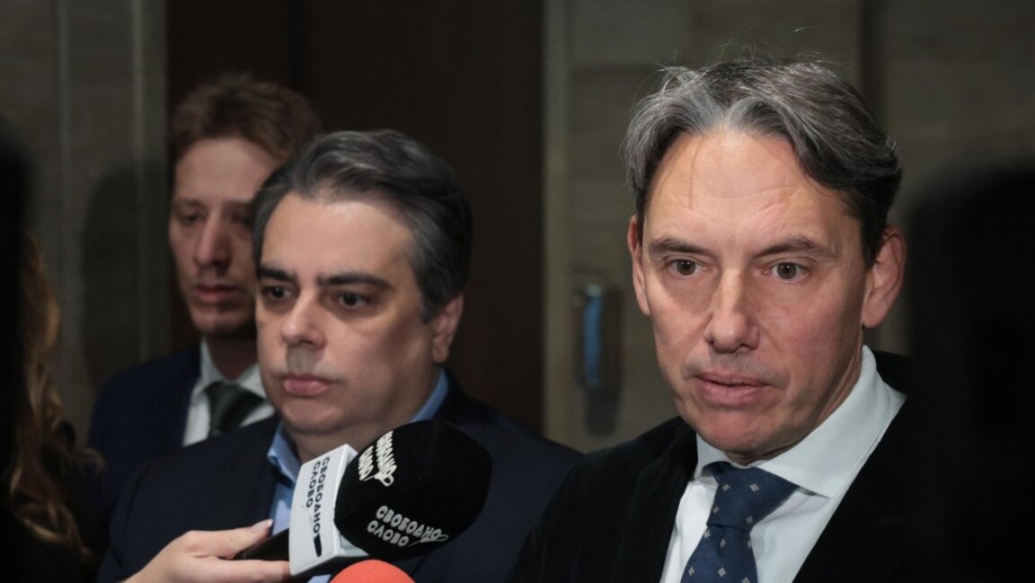 Отляво надясно - Ивайло Шотев, Асен Василев, Васил Пандов