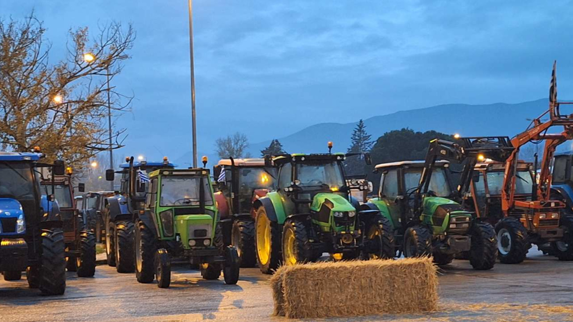 И днес е спряно движението на камиони през ГКПП "Кулата" и "Илинден"