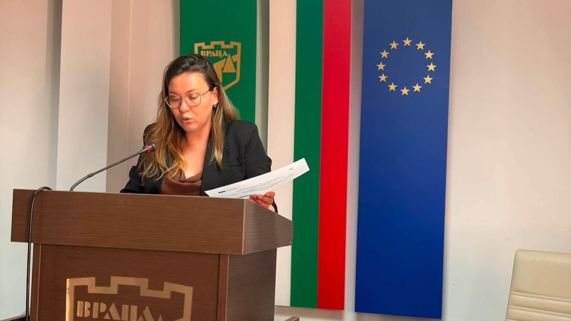 Община Враца даде заключителна пресконференция по проекта за модернизация на социалния дом.