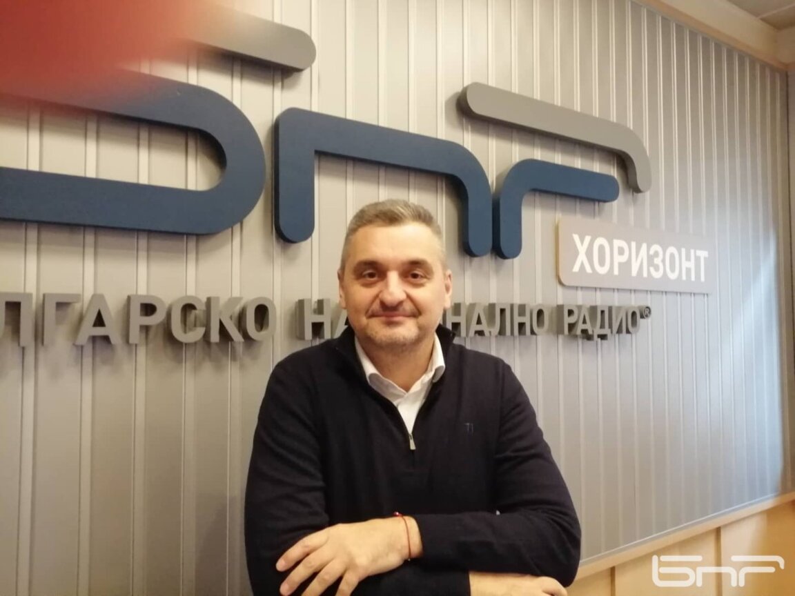 Кирил Добрев: Само от Румен Радев зависи дали ще направи партия
