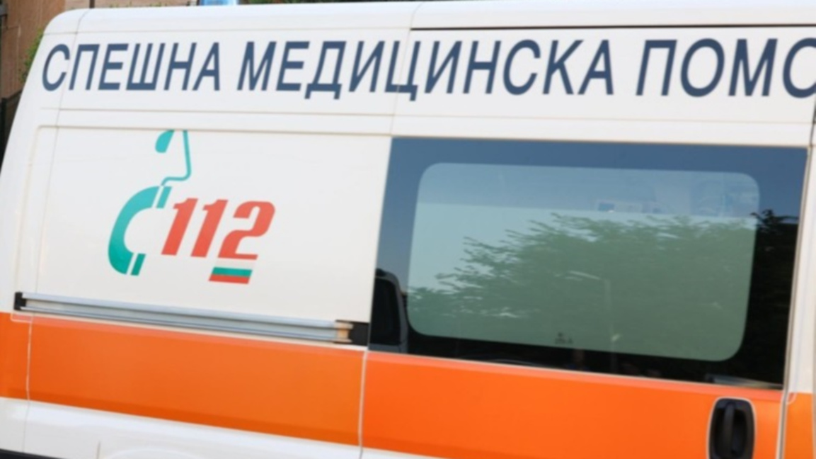 Спешна медицинска помощ линейка