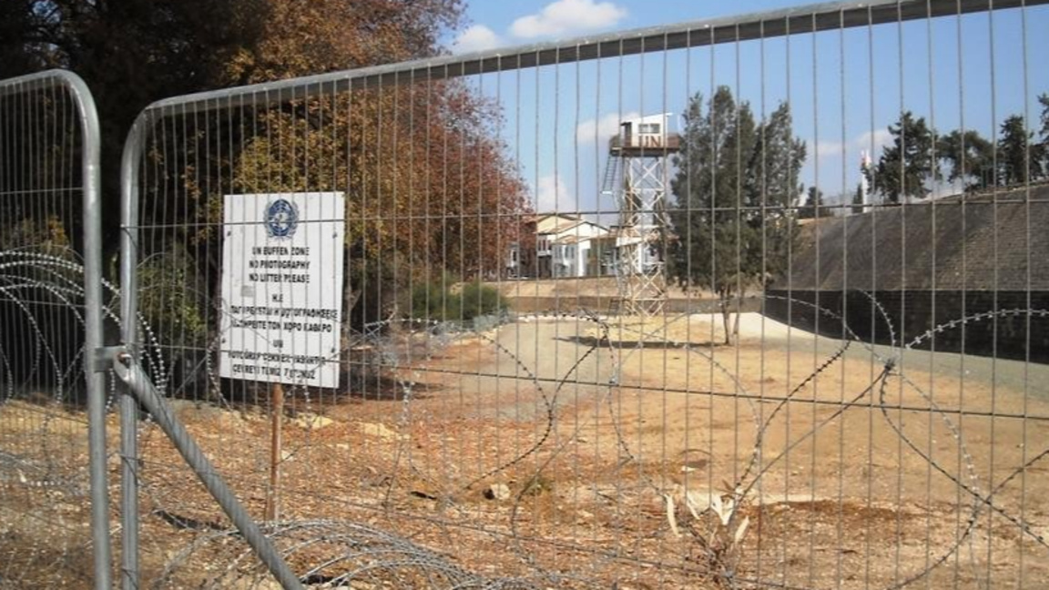 Илюстративна снимка - буферната зона в централната част на Никозия.