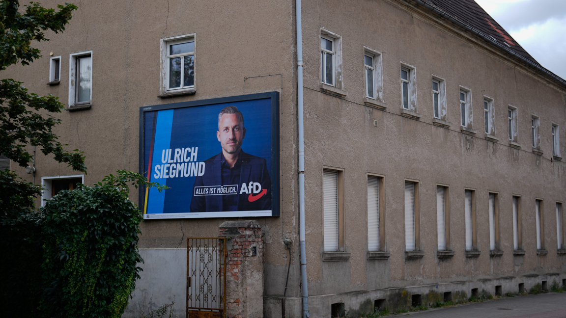 Предизборен плакат на водещия кандидат на "Алтернатива за Германия" Улрих Зигмунд в провинция Саксония-Анхалт