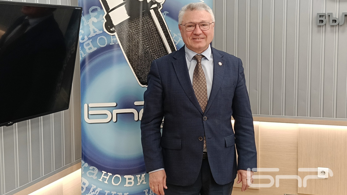 Велизар Шаламанов