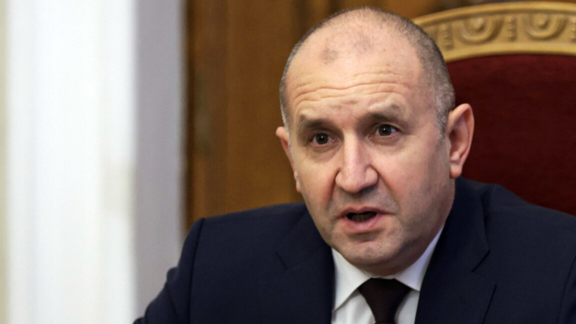 Финал на консултациите при президента преди връчването на първия мандат