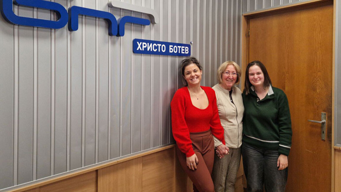 Теодора Церовска, проф. Петранка Филева и Антония Любенова (отляво на дясно)