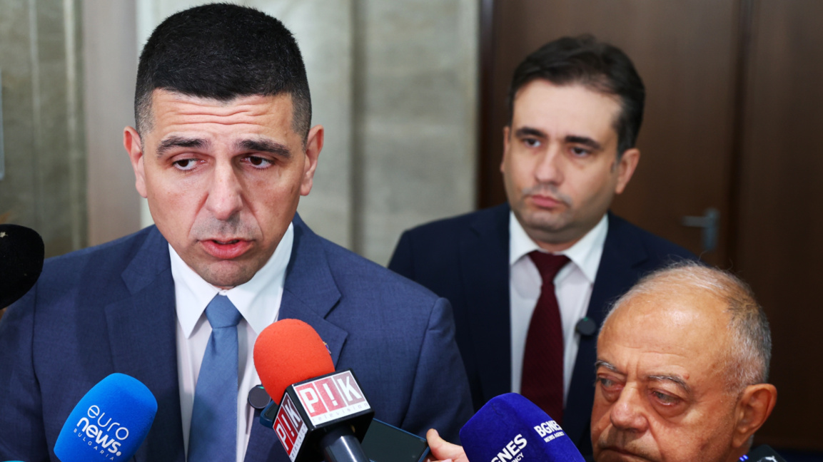 La oposición pregunta si militares rusos se han entrenado en Bulgaria 