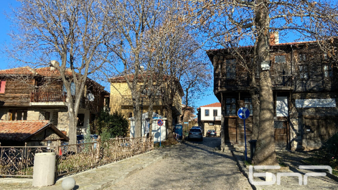 Община Созопол иска да изгради паркинг в местността "Боруна"