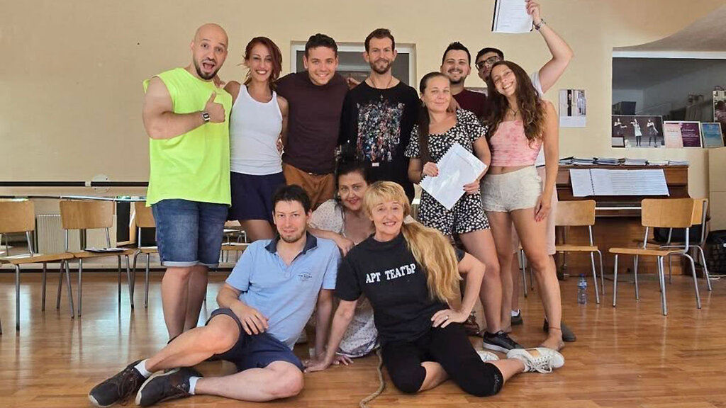 Арт театър започна 35-и сезон