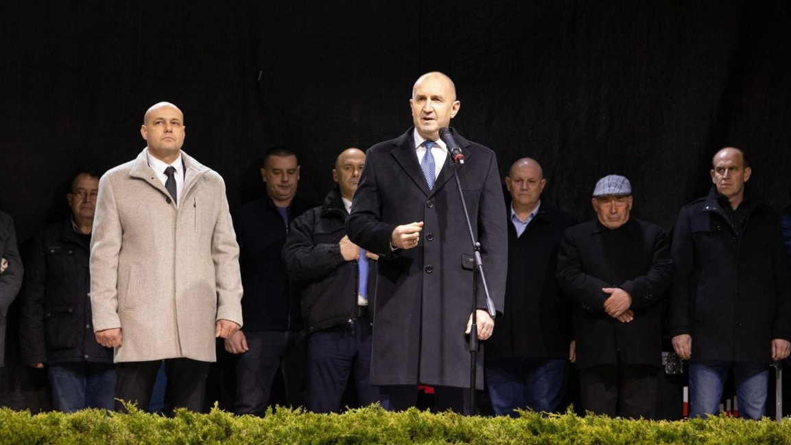 President Rumen Radev calls for fair elections with machine voting