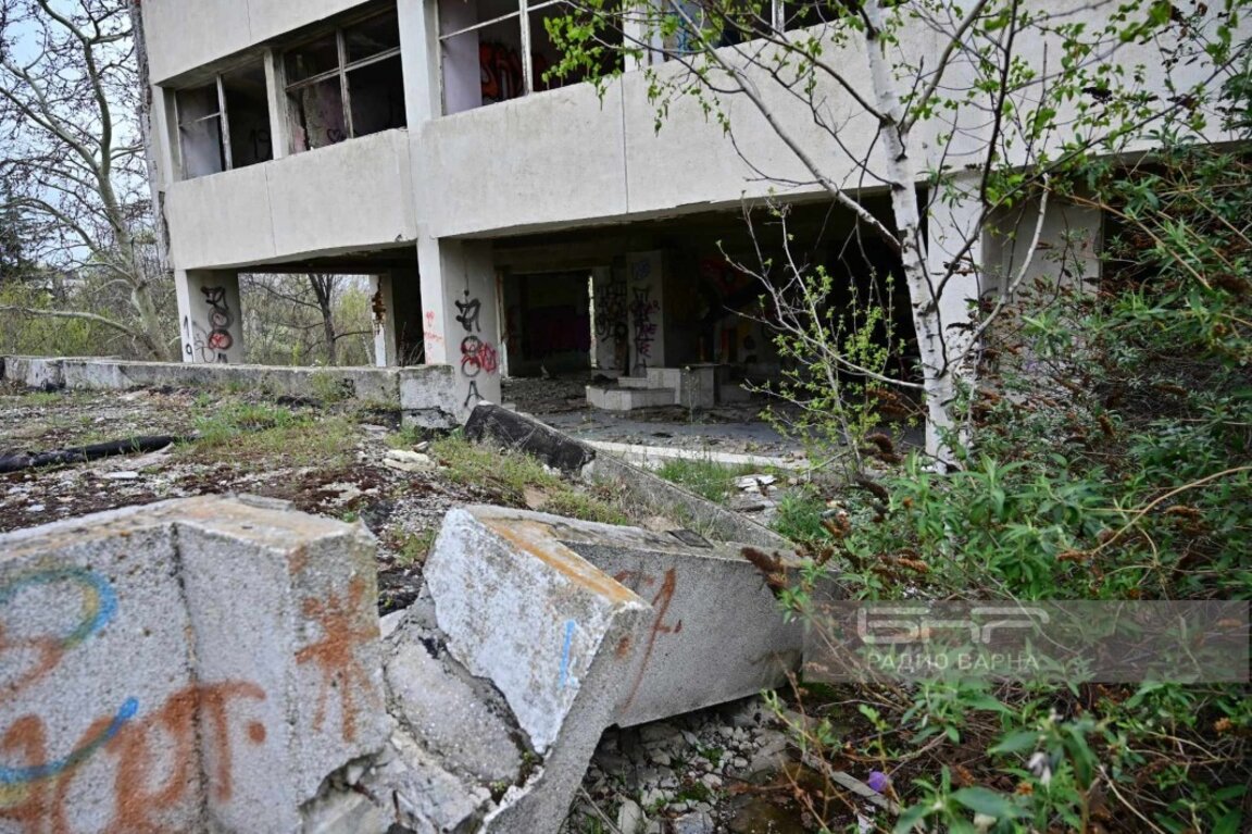 Тема с продължение: Каква ще бъде съдбата на бившето военно поделение?