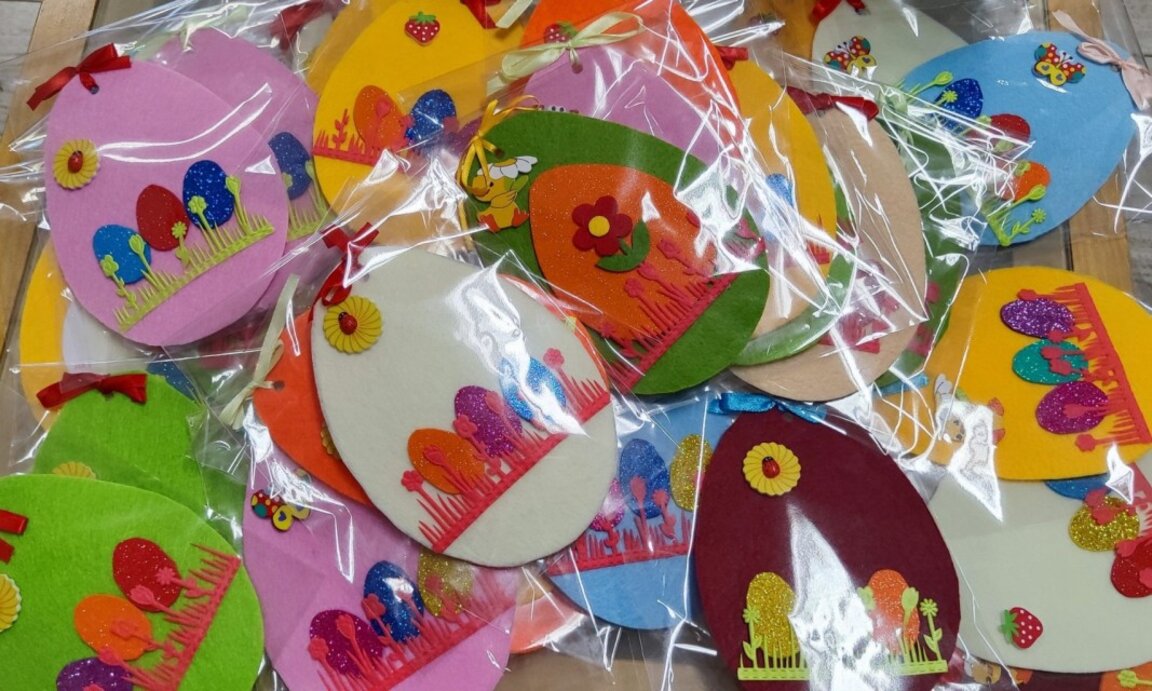 Подаръци и яйца за Великден за потребителите на патронажа в Бургас