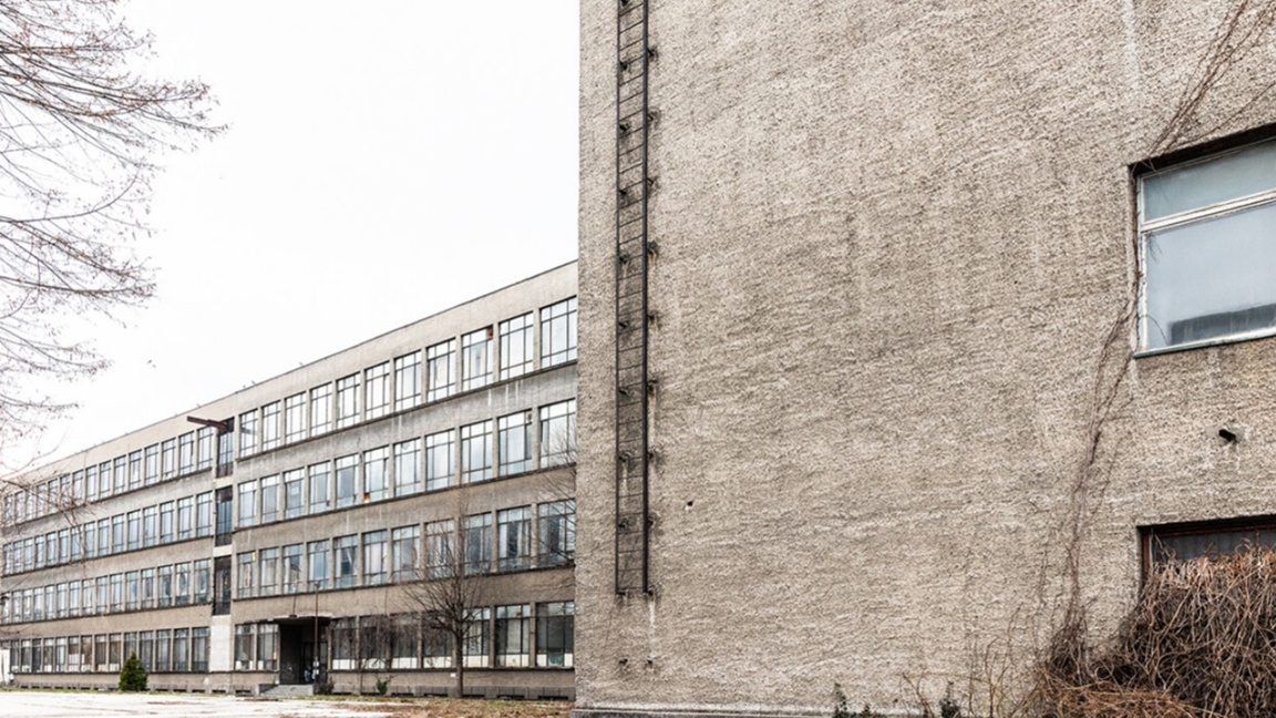 99 applicants want to transform the building of the textile school in Gabrovo