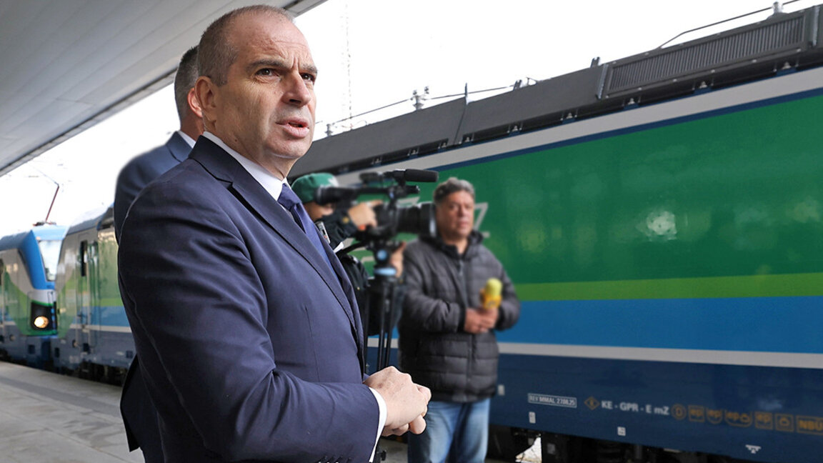 Grozdan Karadzov