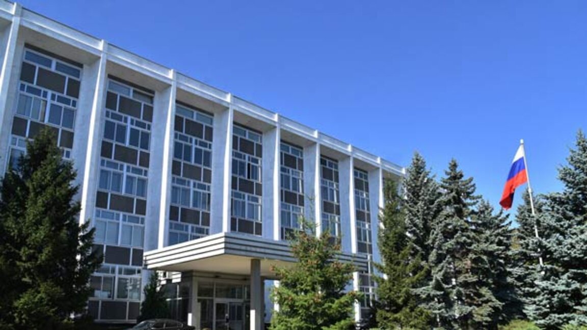 Extradited Russian journalist remains at Russian embassy in Sofia