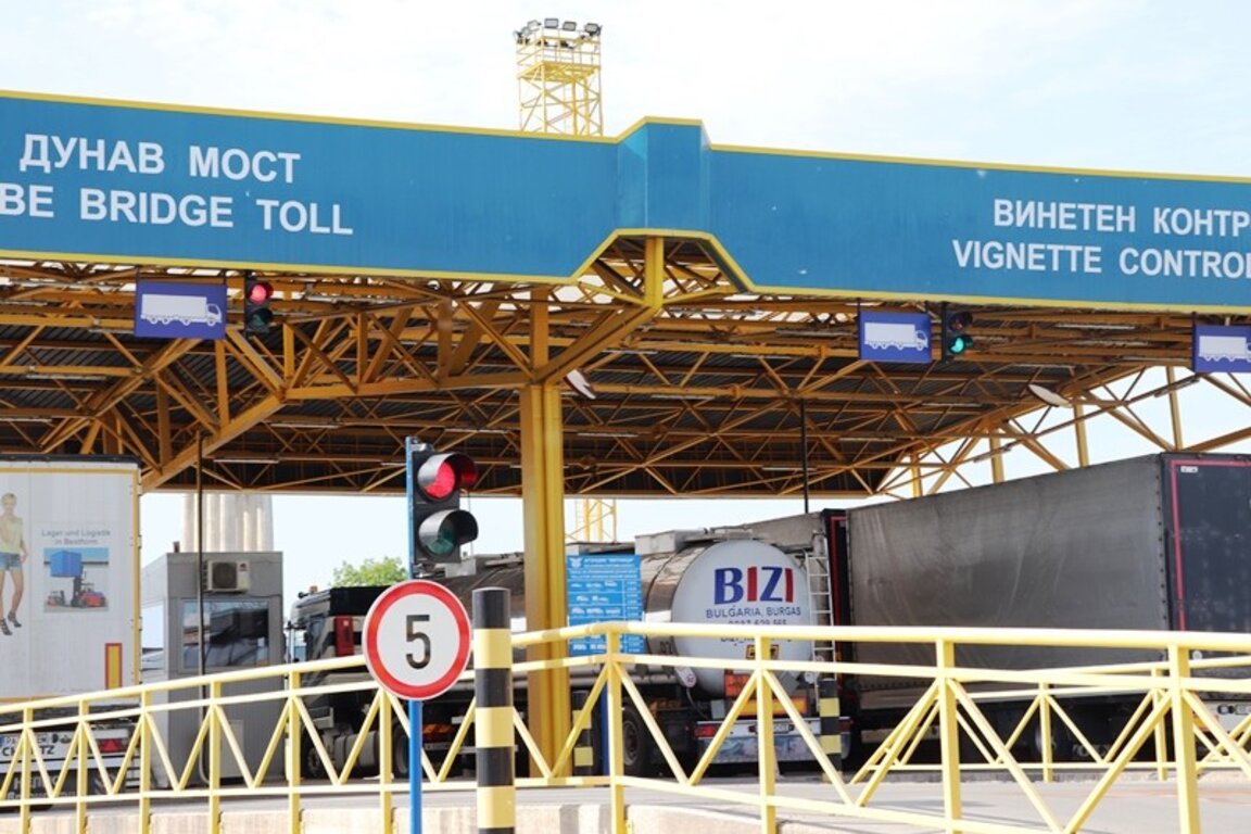Bulgaria interzice intrarea în țară a mașinilor înmatriculate în Rusia