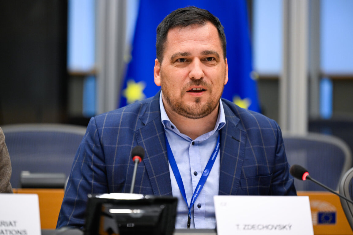 Tomas Zdehovski