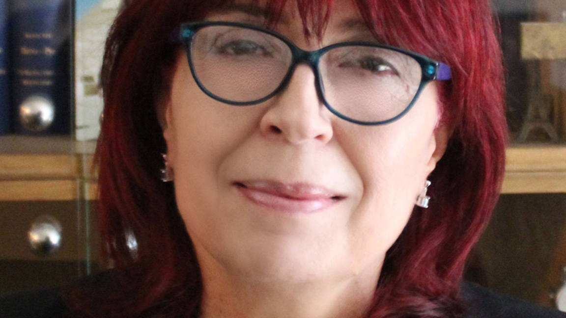 Проф. Анна Чолева