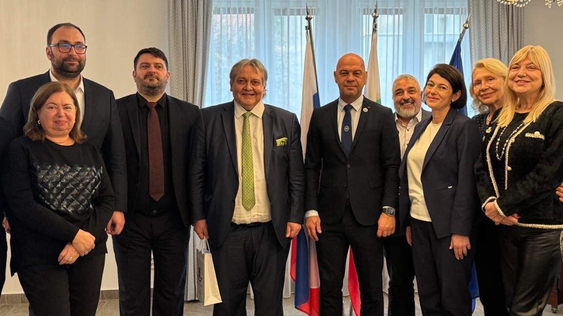 Кметът рекламира Пловдив в Братислава ...