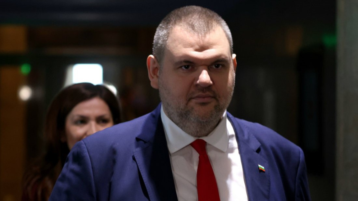 Ministrul de Interne a anunțat că se verifică averea liderului DPS Peevski