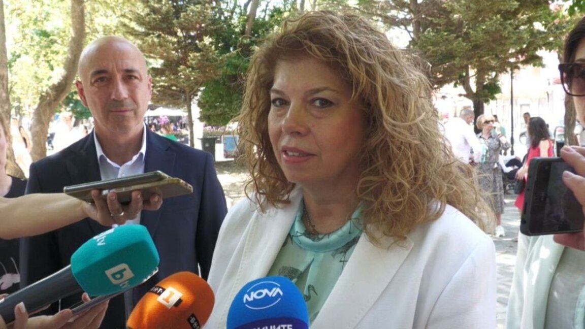 Vicepreședintele Iliana Iotova și-a exprimat speranța de a avea un guvern cu un al treilea mandat