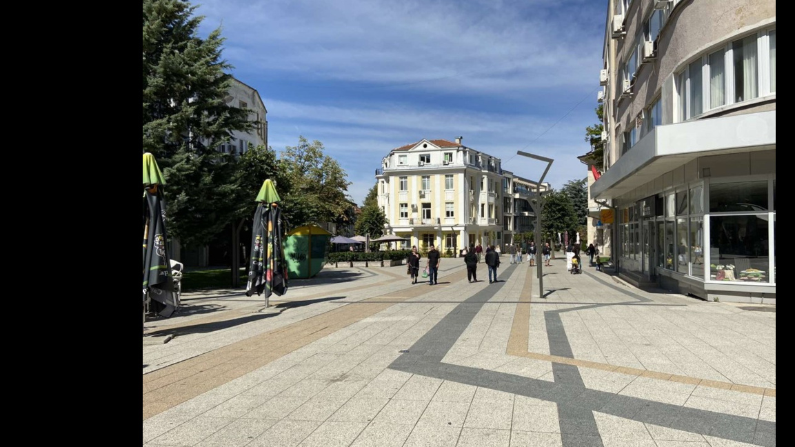 Работещите в област Враца получават най-високи заплати в Северозапада