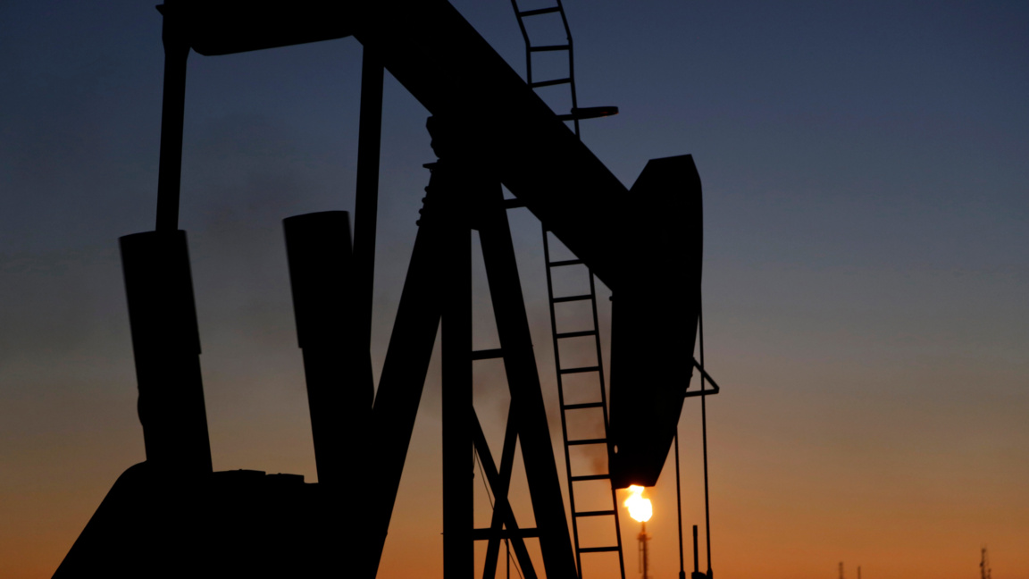 Ройтерс: ОПЕК+ готови да увеличат петролния добив с 206 000 барела дневно от май