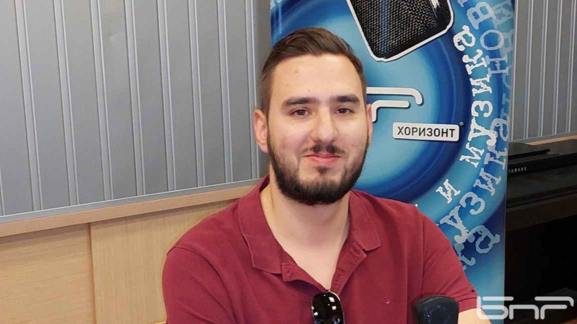Благослав Михайлов