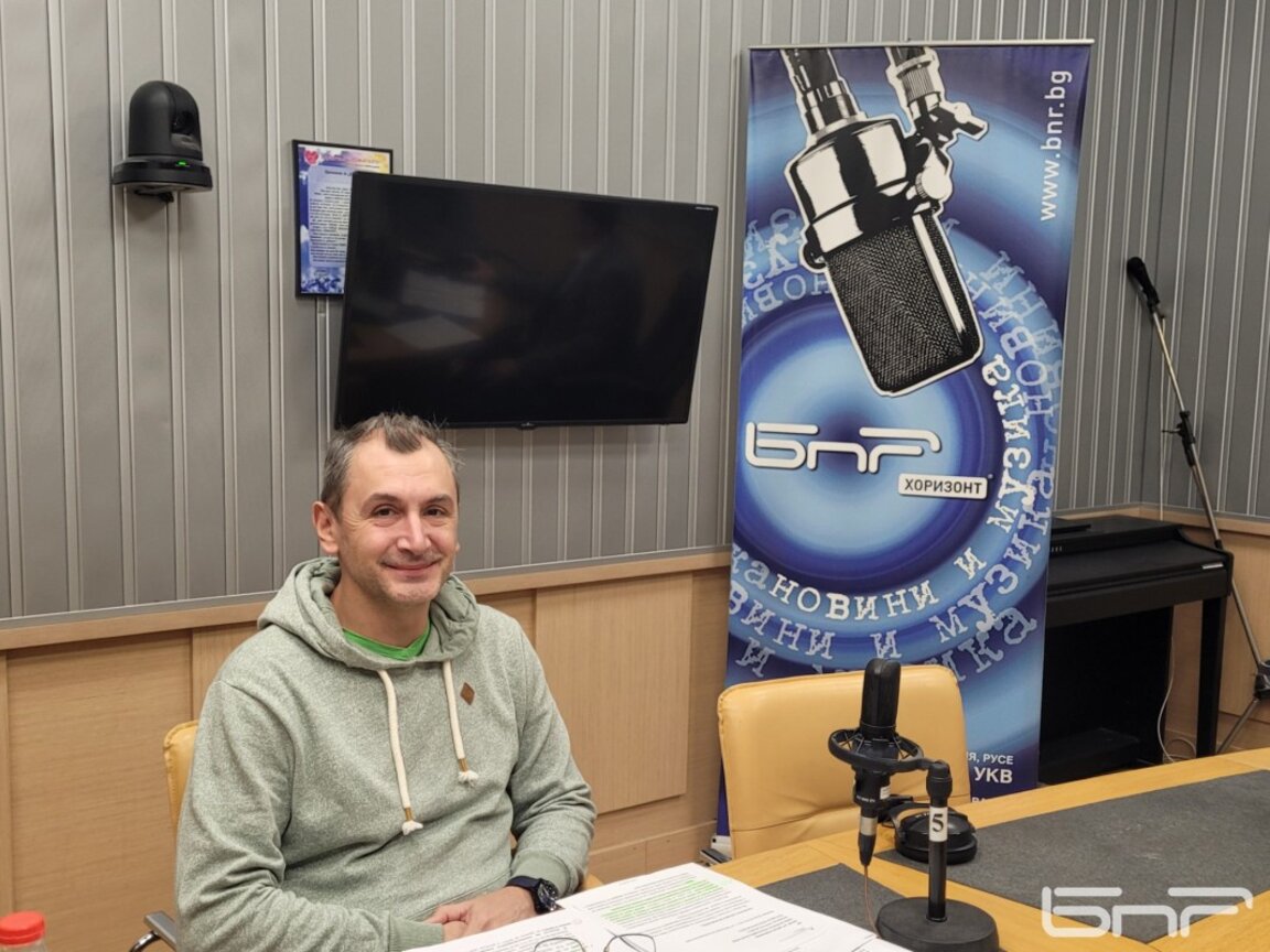 Михаил Околийски