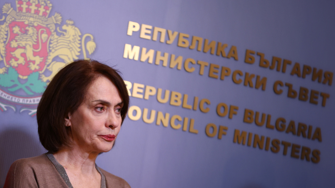 Министърът на външните работи Надежда Нейнски