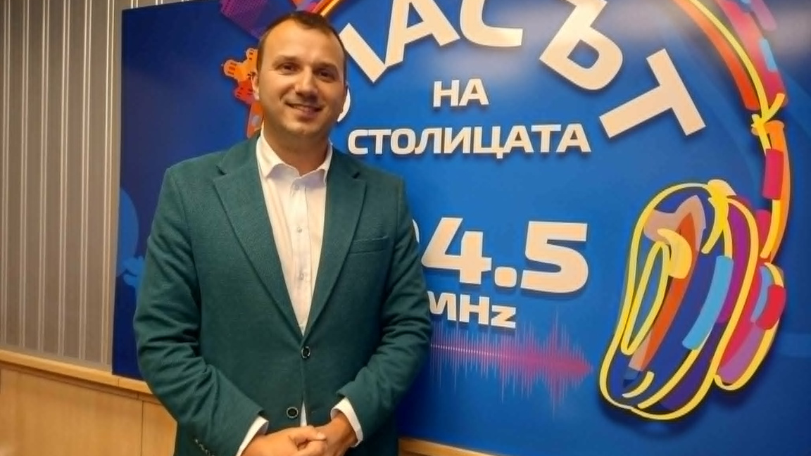 д-р Даниел Парушев